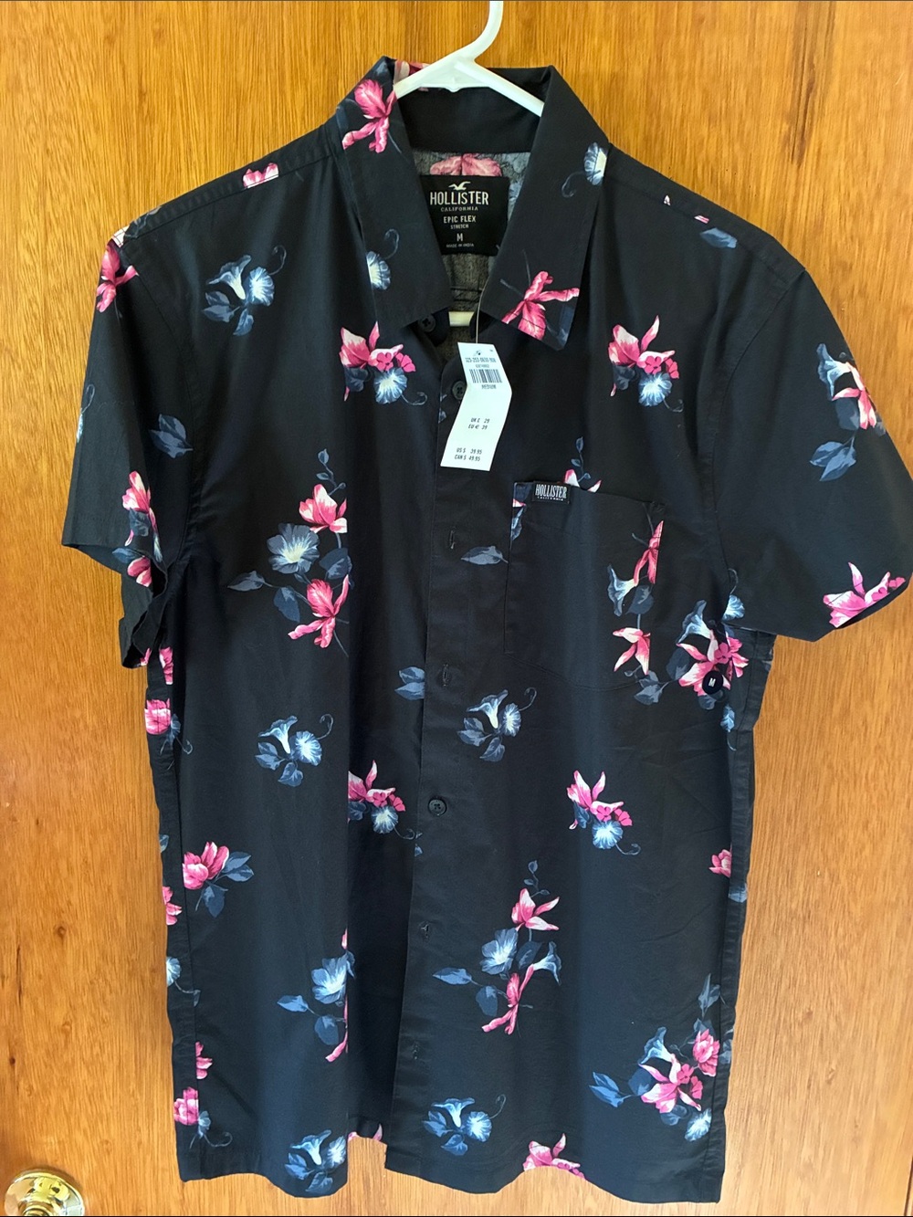 Hollister Black Short-Sleeve Floral Button-Down Shirt